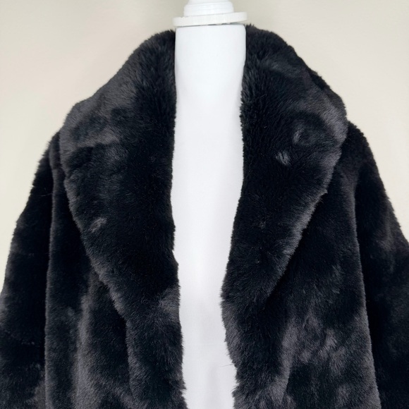 Love Token Black Faux Fur Collared Long Sleeve Jacket Coat Sz M - Picture 3 of 13